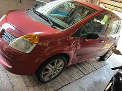 Rot Gebraucht 2004 Renault Modus Van / Kleinbus | 777 €
