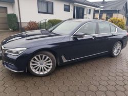 Blau Gebraucht 2016 BMW 740 Limousine | 35.000 € (Superpreis)