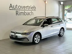 Silber Gebraucht 2022 VW Golf VIII Life Kombi | 17.490 € (Fairer Preis)