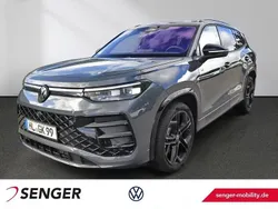Grau Gebraucht 2025 VW Tayron Family SUV | 65.790 € (Teuer)