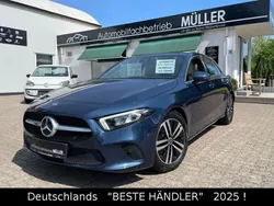 Blau Gebraucht 2021 Mercedes A200 Limousine | 25.199 € (Fairer Preis)