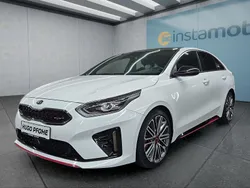 Weiß Gebraucht 2021 Kia ProCeed Kleinwagen | 27.449 € (Fairer Preis)