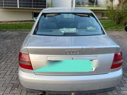 Gebraucht 2000 Audi A4 Limousine | 2.200 € (Fairer Preis)