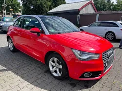 Rot Gebraucht 2011 Audi A1 Attraction Kleinwagen | 5.900 € (Fairer Preis)