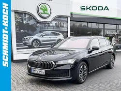 Schwarz Gebraucht 2025 Skoda Superb Selection Kombi | 44.980 € (Teuer)