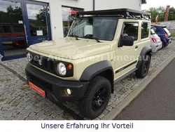 Beige Gebraucht 2023 Suzuki Jimny SUV | 29.895 € (Fairer Preis)