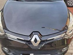 Schwarz Gebraucht 2014 Renault Clio IV Dynamique Limousine | 5.300 € (Fairer Preis)