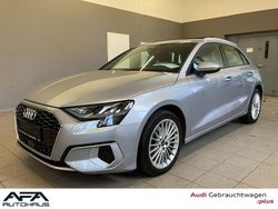 Silber Gebraucht 2022 Audi A3 Sportback Advanced Limousine | 23.180 € (Fairer Preis)