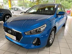 Blau Gebraucht 2017 Hyundai i30 Select Kombi | 13.990 € (Fairer Preis)
