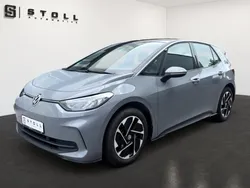 Grau Gebraucht 2024 VW ID.3 Pro Kleinwagen | 28.990 € (Guter Preis)