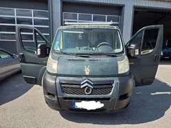 Grün Gebraucht 2009 Citroën Jumper Van / Kleinbus | 9.900 €