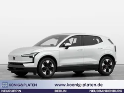 Crystal white (weiß) Gebraucht 2025 Volvo EX30 Plus SUV | 38.690 €