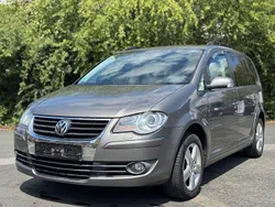 Grau Gebraucht 2008 VW Touran United Van / Kleinbus | 2.500 € (Teuer)