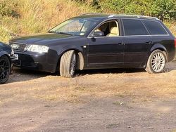 Blau Gebraucht 2002 Audi A6 Kombi | 4.500 €