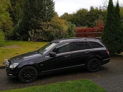 Schwarz Gebraucht 2010 Mercedes C350 Kombi | 5.000 € (Superpreis)