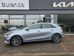 Silber Neu 2025 Kia Ceed Spirit Limousine | 28.990 € (Fairer Preis)