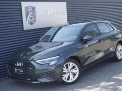 Grau Gebraucht 2022 Audi A3 Sportback e-tron Ambiente Limousine | 24.990 € (Guter Preis)