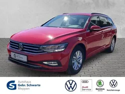 Rot Gebraucht 2022 VW Passat Business Kombi | 19.990 € (Superpreis)