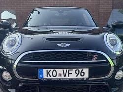Schwarz Gebraucht 2017 Mini Cooper S Seven Kleinwagen | 17.999 € (Fairer Preis)