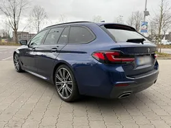Blau Gebraucht 2018 BMW 540 Shadowline Kombi | 36.990 € (Etwas zu teuer)