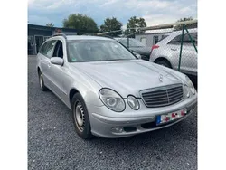 Silber Gebraucht 2004 Mercedes E220 Kombi | 2.700 € (Fairer Preis)