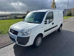 Weiß Gebraucht 2009 Fiat Doblò Van / Kleinbus | 2.500 € (Teuer)