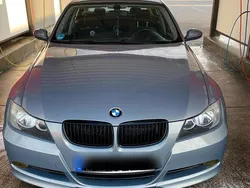 Grau Gebraucht 2005 BMW 330 Sport Line Limousine | 9.000 € (Fairer Preis)