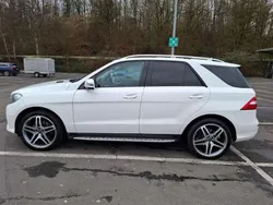Weiß Gebraucht 2015 Mercedes ML350 AMG line SUV | 25.850 € (Fairer Preis)