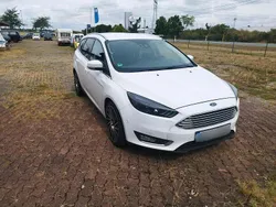 Weiß Gebraucht 2016 Ford Focus Kombi | 6.600 € (Fairer Preis)