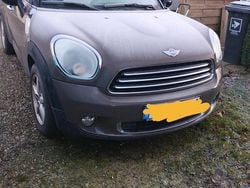 Braun Gebraucht 2011 Mini Countryman SUV | 5.799 € (Fairer Preis)