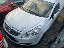 Weiß Gebraucht 2009 Opel Corsa Kleinwagen | 450 €
