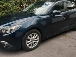 Schwarz Gebraucht 2016 Mazda 3 Center-Line Limousine | 9.900 € (Fairer Preis)