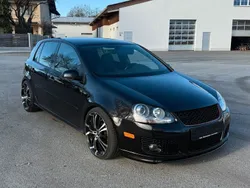 Black magic perleffekt Gebraucht 2008 VW Golf VI Edition Limousine | 15.999 €