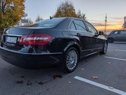 Schwarz Gebraucht 2009 Mercedes E250 Limousine | 6.400 € (Fairer Preis)