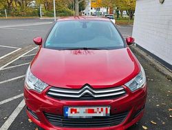 Rot Gebraucht 2012 Citroën C4 Limousine | 4.990 € (Fairer Preis)