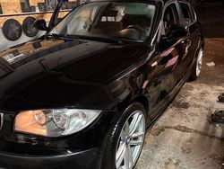 Schwarz Gebraucht 2011 BMW 116 Sport Line Kleinwagen | 2.900 € (Superpreis)