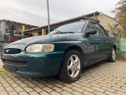 Gelb Gebraucht 1996 Ford Escort Cabriolet Cabrio | 450 €