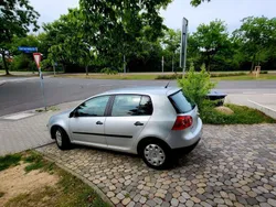 Silber Gebraucht 2005 VW Golf IV Comfortline Limousine | 1.950 € (Fairer Preis)