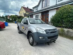 Grau Gebraucht 2015 Isuzu D-Max Abholung | 8.900 €