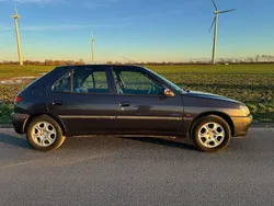 Schwarz Gebraucht 1999 Peugeot 306 Kleinwagen | 1.500 € (Etwas zu teuer)