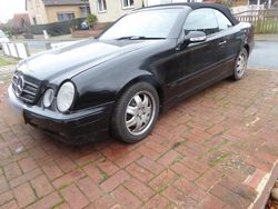 Schwarz Gebraucht 2002 Mercedes CLK200 Cabrio | 3.200 €
