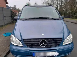Blau Gebraucht 2009 Mercedes Vito Van / Kleinbus | 12.000 € (Teuer)