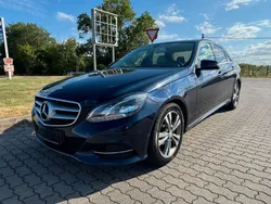 Blau Gebraucht 2015 Mercedes E200 Limousine | 10.999 € (Guter Preis)
