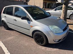 Silber Gebraucht 2003 Ford Fiesta Kleinwagen | 800 € (Guter Preis)