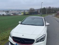 Weiß Gebraucht 2017 Mercedes CLA250 AMG line Limousine | 21.799 € (Fairer Preis)