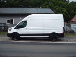 Weiß Gebraucht 2022 Ford Transit Limousine | 22.300 € (Guter Preis)