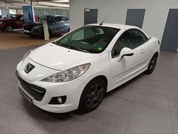 Weiß Gebraucht 2014 Peugeot 207 CC Allure Cabrio | 2.950 € (Superpreis)