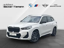 Alpinweiß uni Gebraucht 2023 BMW iX1 M Sport SUV | 38.997 € (Etwas zu teuer)