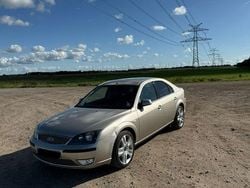 Gold Gebraucht 2006 Ford Mondeo Ghia Limousine | 3.000 € (Fairer Preis)