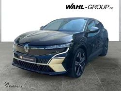 Schwarz Gebraucht 2022 Renault Mégane Iconic Limousine | 25.990 € (Guter Preis)